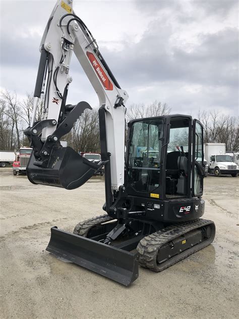 2014 bobcat e42 mini excavator|bobcat e42 excavator specifications.